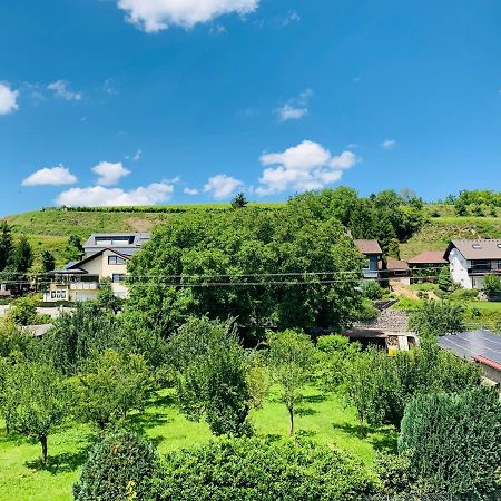 Ferienwohnung Liesel - Kuche, Bad, Wlan, 3 Schlafzimmer, Parkplatz Malterdingen Exterior foto